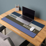 Motif Bleu et Brown rayures<br><div class="desc">Améliorez votre espace de travail grâce au Motif de bureau Blue et Brown Stripes. Doté d'un design rayé élégant et moderne, ce tapis ajoute une touche sophistiquée tout en offrant une surface lisse pour votre clavier et votre souris. Parfait pour les bureaux à domicile, les installations de jeux ou les...</div>