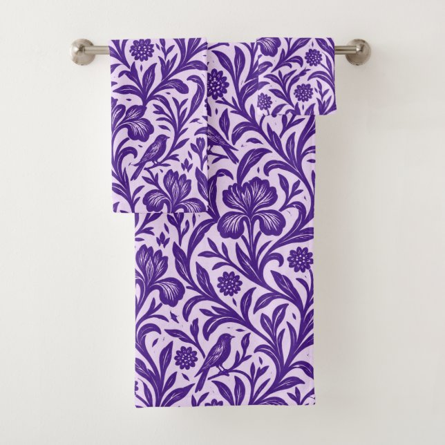 Motif botanique d'iris pourpre vintage (En situation)