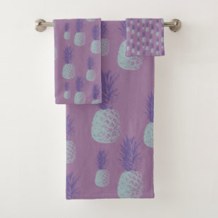 Motif d'ananas mignon en bleu clair et violet