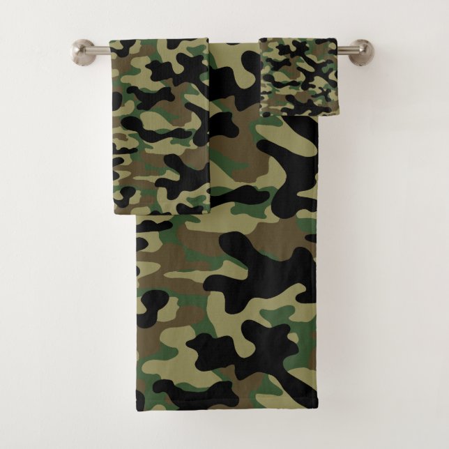 Motif de camouflage militaire en forêt  (En situation)