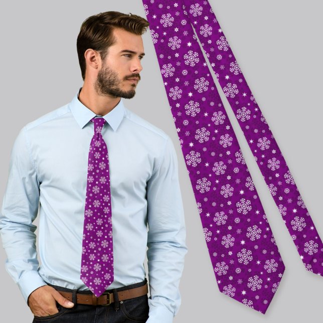 Motif de flocons de neige sur cravate violette (Créateur téléchargé)
