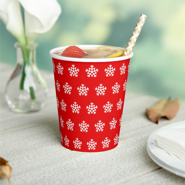 Motif de Noël sur gobelets en papier rouge (Insitu)