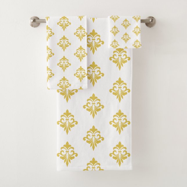 Motif élégant de fleur de lis dorée sur fond blanc (En situation)