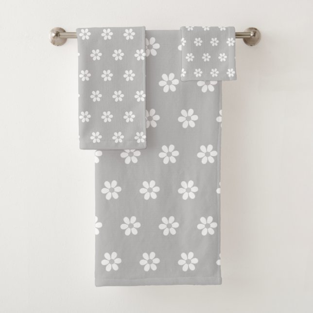 Motif fleur blanche sur gris argent clair (En situation)