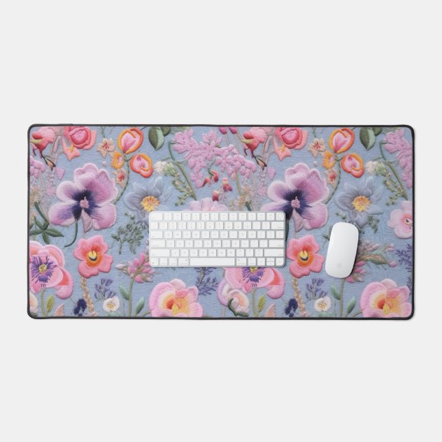 Motif floral brodé (Clavier et souris)