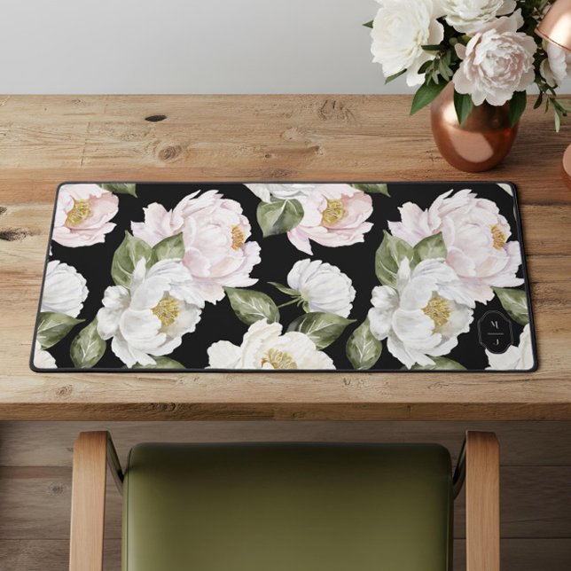 Motif floral de pivoine blanc et rose gras Monogra (Bold White & Pink Peony Floral Pattern Monogram Desk Mat)
