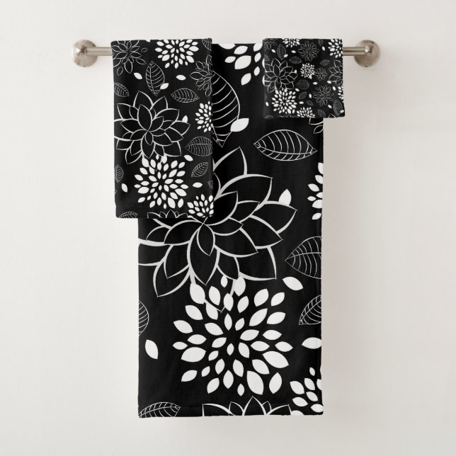 Motif floral noir et blanc (En situation)