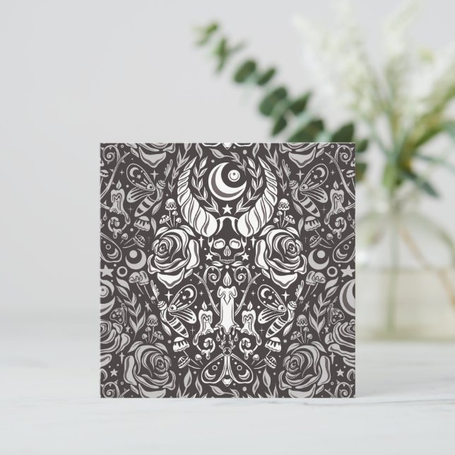 Motif gothique monochrome (Debout devant)