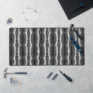 Motif linéaire ornemental argenté