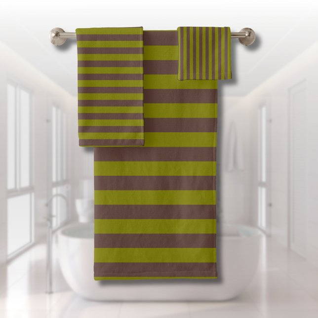 Motif rayé en chocolat brun et vert olive (Créateur téléchargé)