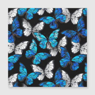 Motif sans couleur foncée avec papillons bleus Mor