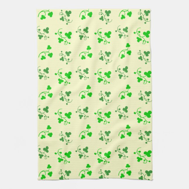 Motif Shamrock vert sur serviette de cuisine crème (Vertical)
