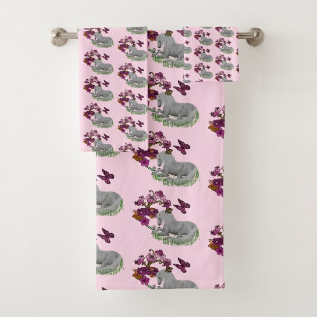 Motif Unicorn Papillons Et Fleurs (En situation)