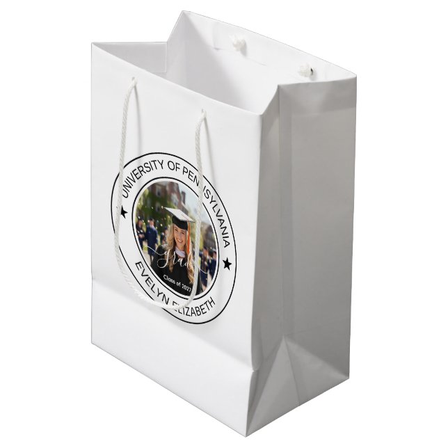Moyen Classique Sac Cadeau Diplômé Écriture Moderne Rond (Devant Angle)