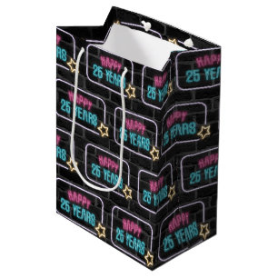 Moyen Neon 25th Birthday Sign On Brick Medium Cadeau sac