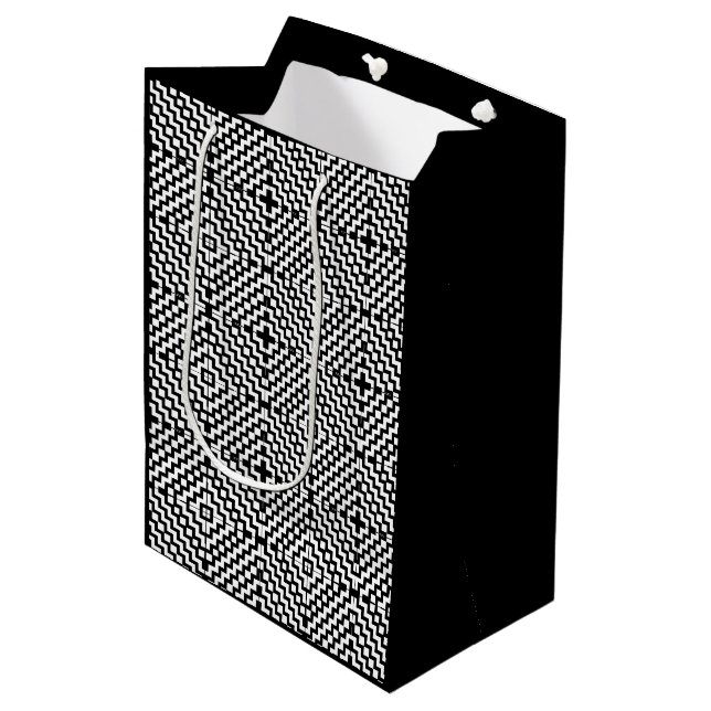 Moyen Sac cadeau design Aztec noir et blanc tendance (Devant Angle)