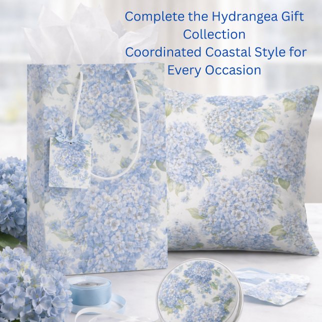 Moyen Sac Cadeau Floral Hydrangea Bleu (Create the Perfect Hydrangea Gift Set. Shop Matching  Decor - Pillows, Knobs, Wraps, Runners, Towels)