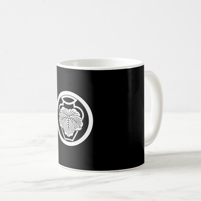 MUG 中輪に壺に蔦 (Devant droit)