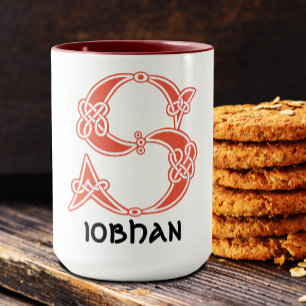 Mug 16e Century Celtic Knot Decorative Capital S