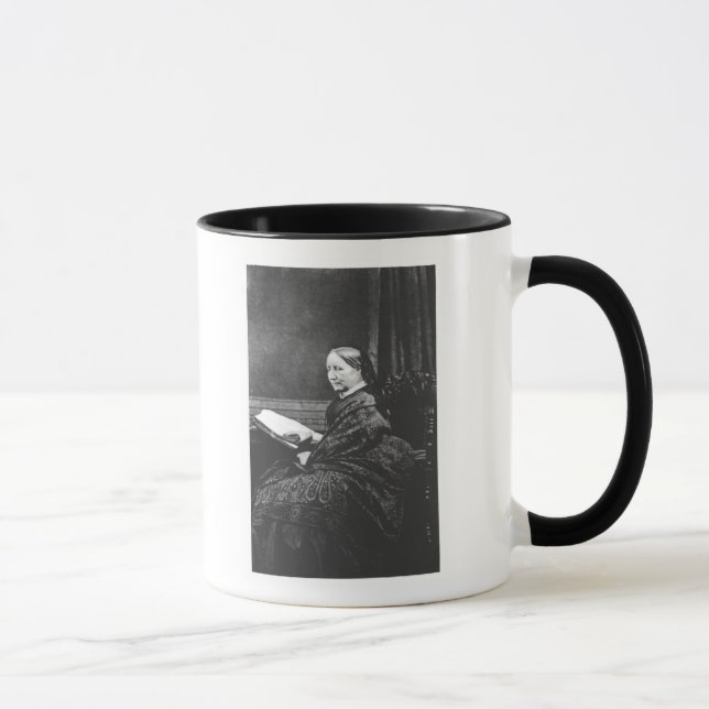 Mug 19ème siècle d'Elizabeth Cleghorn Gaskell (Droite)