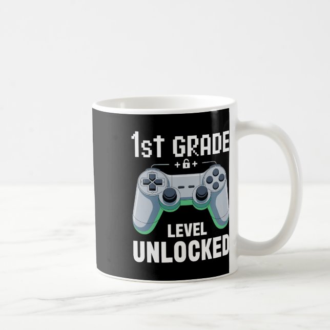 Mug 1ère classe Jeu déverrouillé Premier jour de l'éco (Droite)