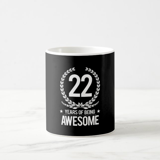 Mug 22e Anniversaire (22 Ans D'Être Génial) (Centre)