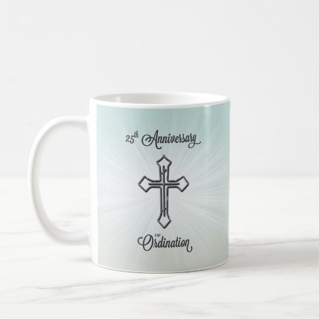 Mug 25e anniversaire de l'ordination, Croix d'argent (Gauche)