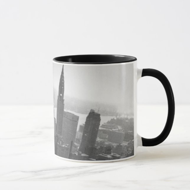 Mug 2 mai 1961 :  Chrysler construisant à New York (Droite)