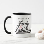 Mug 40 & fabuleux anniversaire rétro script vintage<br><div class="desc">Célébrez votre anniversaire spécial dans le style avec ce script vintage rétro 40 et fabuleux tasse d'anniversaire.Changez les couleurs de l'arrière - plan et du texte pour customiser. Partie d'une collection.</div>