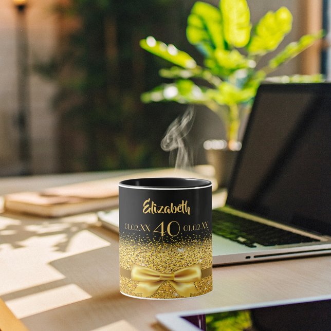 Mug 40e anniversaire noir or monogramme élégant (Créateur téléchargé)