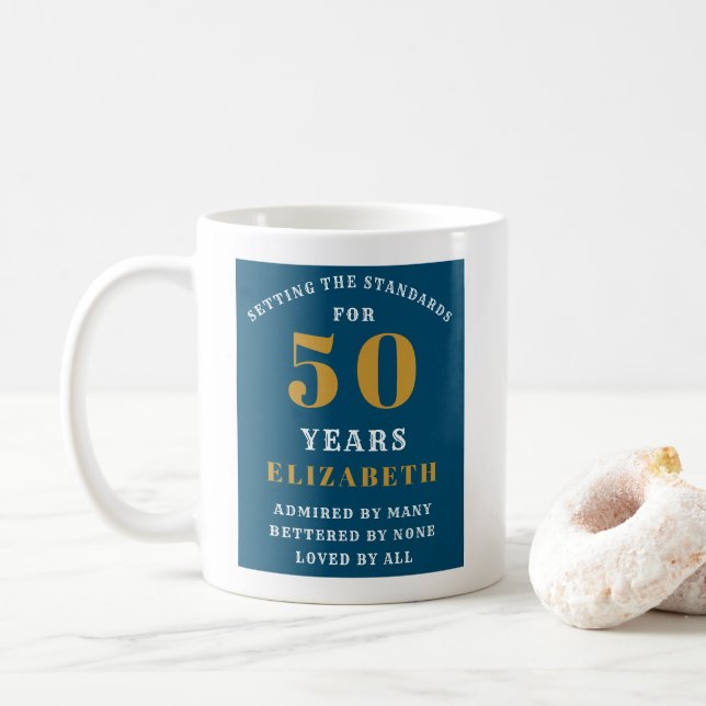 Mug 50th Birthday Blue And Gold Ajouter Votre Nom (Avec donut)