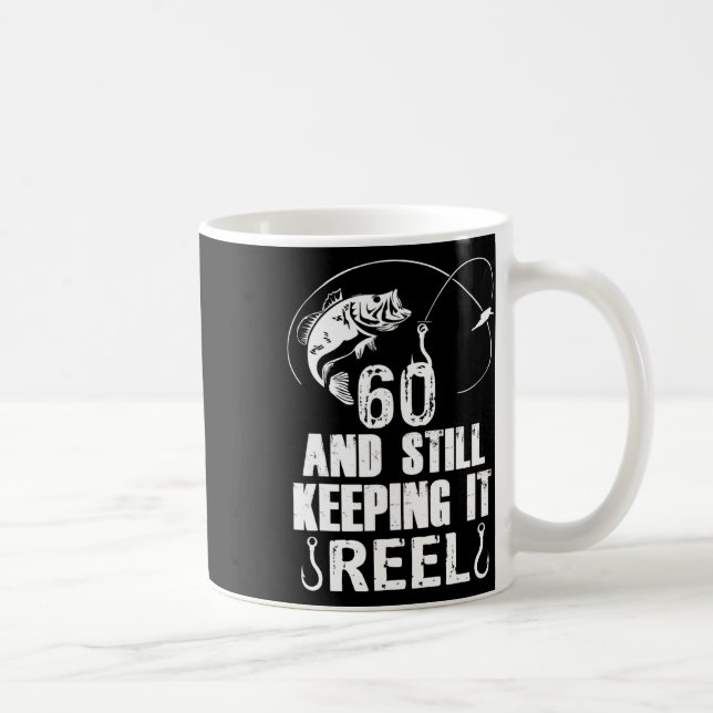 Mug 60e anniversaire et toujours à la pêche avec la mê (Droite)