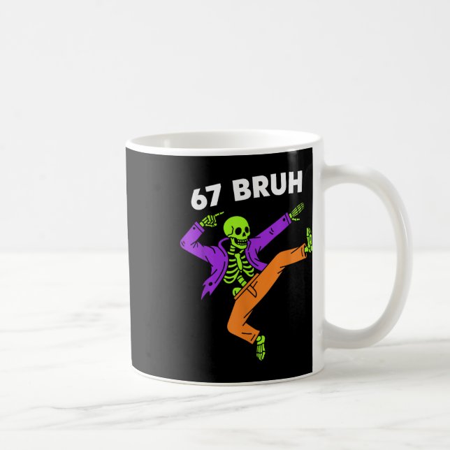 Mug 67 Bruh Halloween Dabbing Skeleton Mème 6 7 Nombre (Droite)
