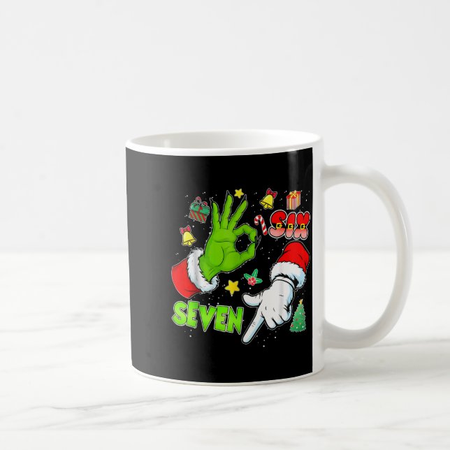 Mug 67 Christmas 6 7 Meme Elf Santa Pajamas Gen Alpha  (Droite)
