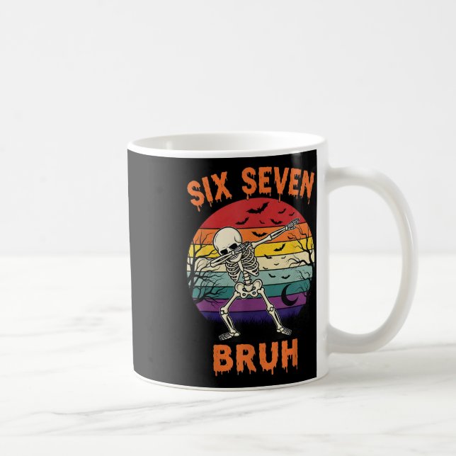 Mug 67 Halloween Mème Six Sept Nombres de squelette Dr (Droite)