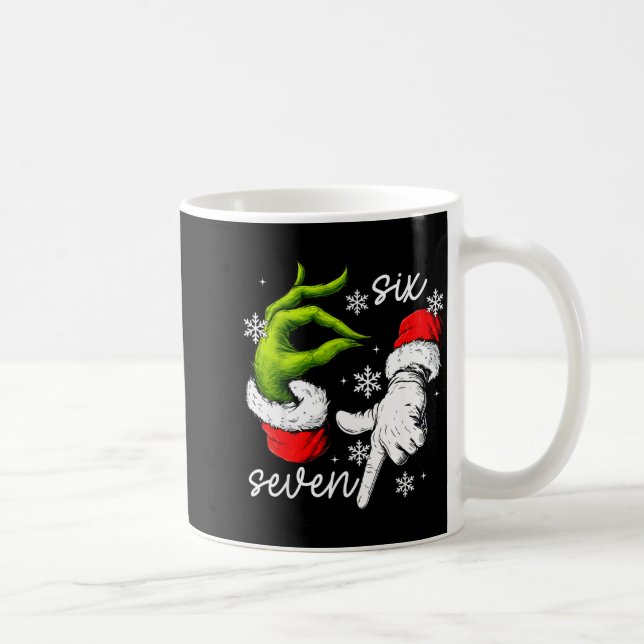 Mug 67 Six Seven Meme Santa Hand Christmas Funny Gen A (Droite)