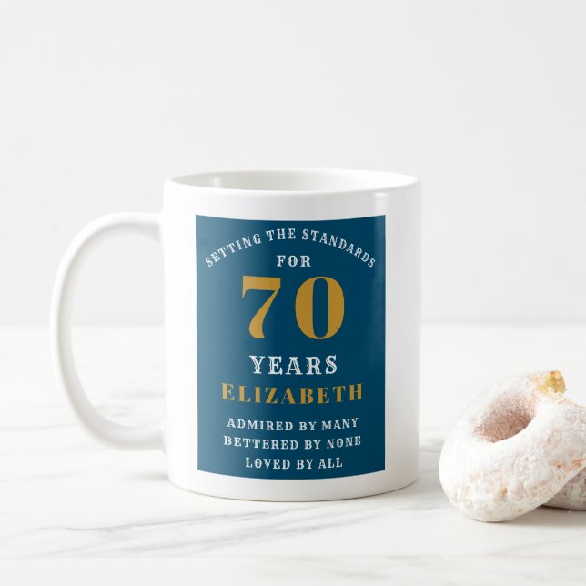 Mug 70th Birthday Blue And Gold Ajouter Votre Nom (Avec donut)