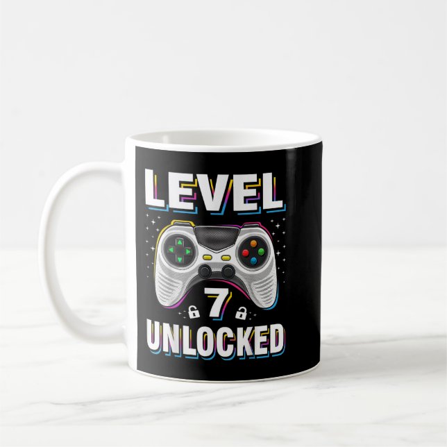 Mug 7e anniversaire Garçon niveau 7 vidéo déverrouillé (Gauche)