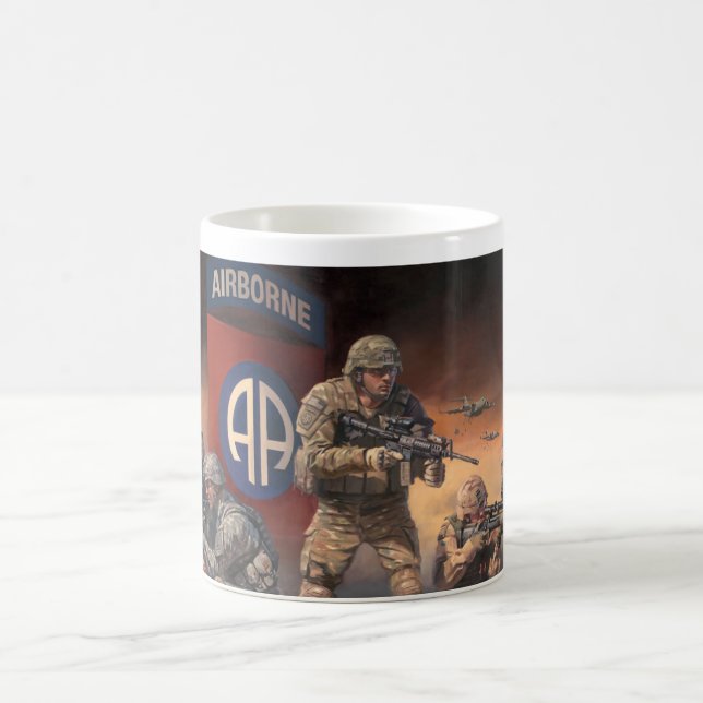 Mug 82e aéroportée (Centre)