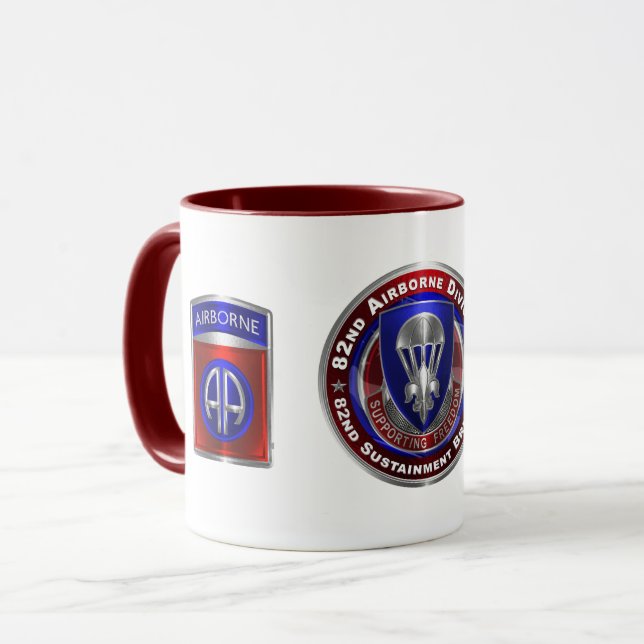Mug 82e brigade de soutien de la division aéroportée (Devant gauche)