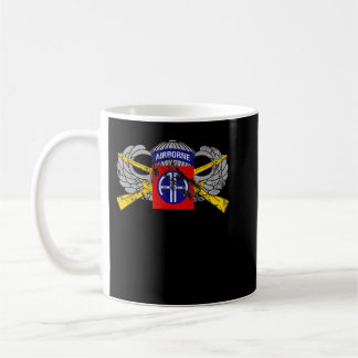 Mug 82e escadre parachutiste et fusils d'infanterie aé