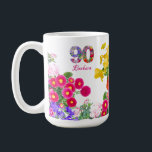 Mug 90e fête d'anniversaire - Bouquet floral 90 ans<br><div class="desc">Fête du 90e anniversaire - Bouquet floral 90 ans de café Mug. Photographié et conçu avec amour. Planifiez et organisez la fête d'anniversaire la plus extraordinaire ! Personnalisez avec le prénom de la fille d'anniversaire. Bon appétit !</div>