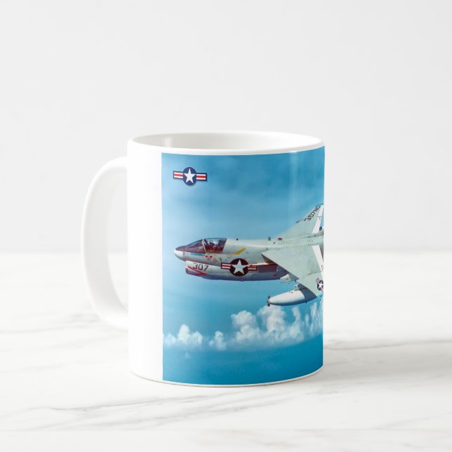 MUG A-7E CORSAIR II (Devant gauche)