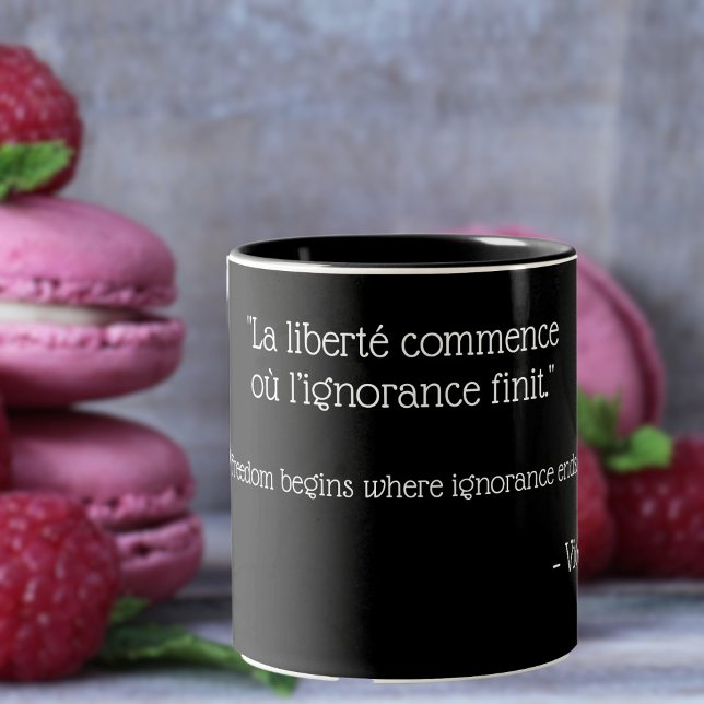 Mug à café à deux tons - Victor Hugo Citation en f (Créateur téléchargé)