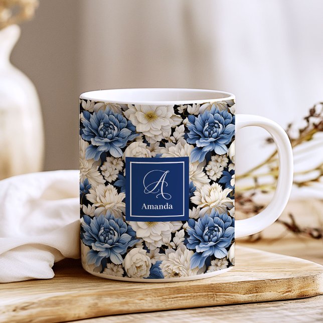 Mug à café personnalisé avec fleurs blanches bleue (Premium Blue White Flowers Custom Name Coffee Mug)