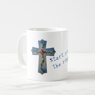 Mug à croix peinte avec des fleurs d'art populaire