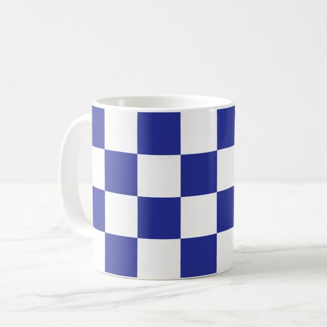 Mug à damiers bleu et blanc (Devant gauche)