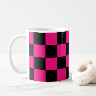 Mug à damiers carré rose chaud noir rétro géométrique