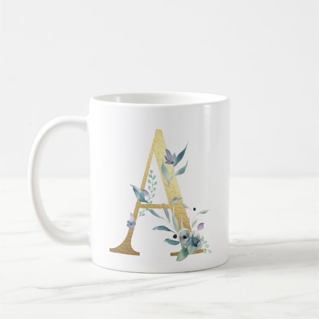 Mug A, initiale or avec feuillage floral bleu (Gauche)
