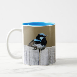 Mug à poitrine bleue